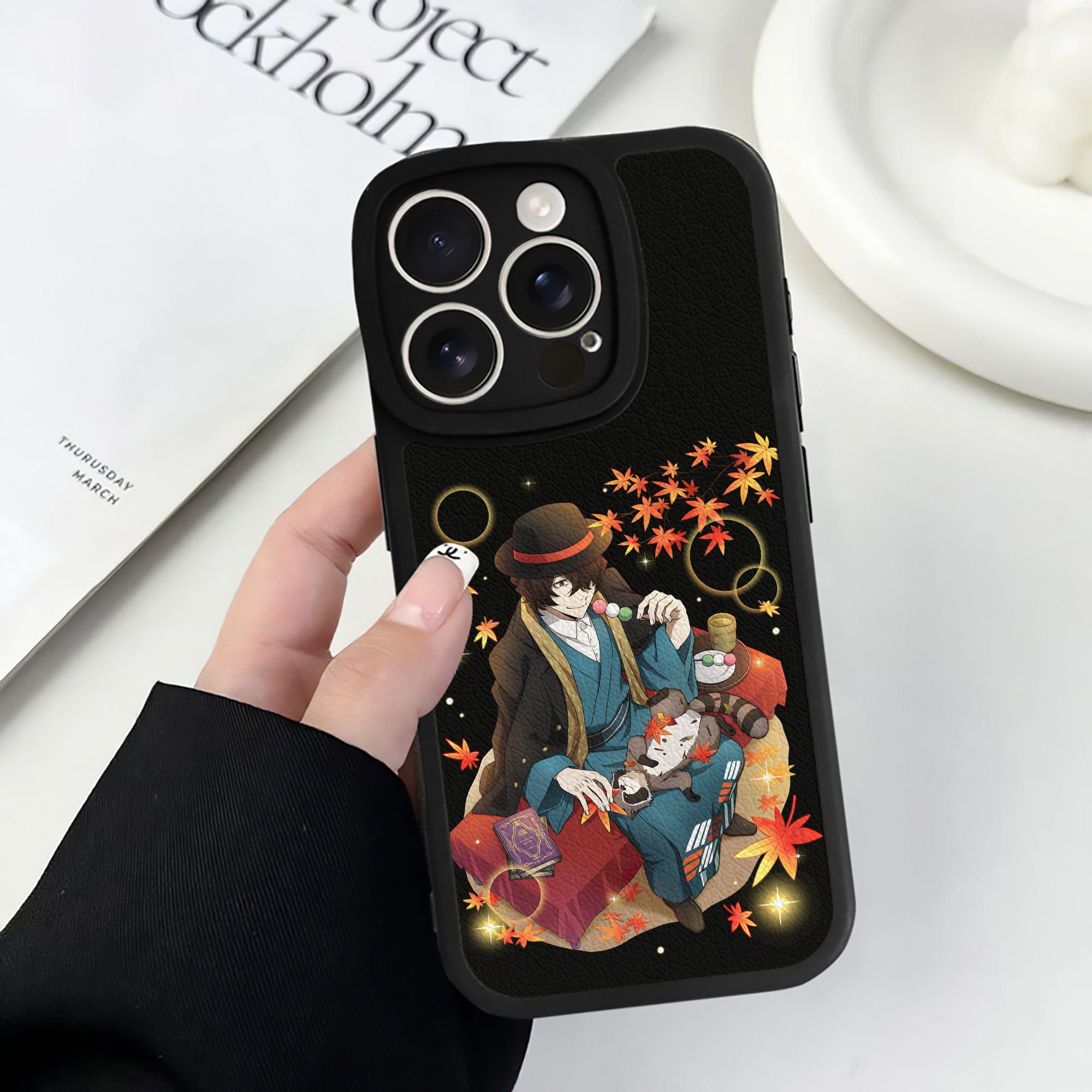 （画像用） 文豪ストレイドッグス Bungo Stray Dogs 【iPhone 16シリーズ対応】シリコンスマホケース（レザー調） 材質：シリコン
